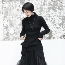 Load image into Gallery viewer, [EAM] Black Pocket Stitch Knitting Sweater Loose Fit Turtleneck Long Sleeve Women Pullovers New Fashion Tide Spring 2020 JI097
