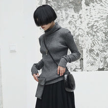 Load image into Gallery viewer, [EAM] Black Pocket Stitch Knitting Sweater Loose Fit Turtleneck Long Sleeve Women Pullovers New Fashion Tide Spring 2020 JI097
